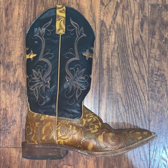 Square Toe Boots - Picture 9 of 12